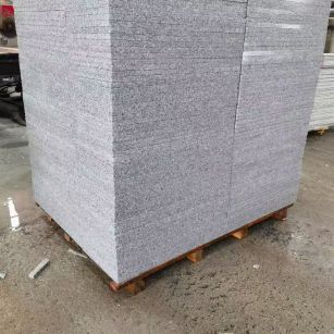 舟山 芝麻白火烧面1.8厚300*600地铺石，尺寸标准，厚薄均匀