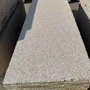 舟山 黄金麻花岗岩荔枝面毛板，半成品