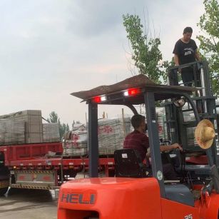 舟山 黄金麻冰裂纹，地铺石装车