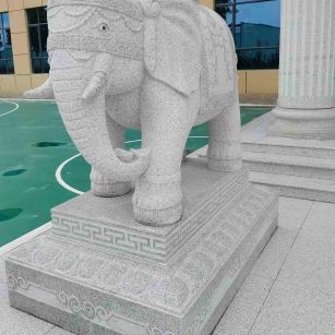 舟山 白麻花岗岩动物异形石雕-大象