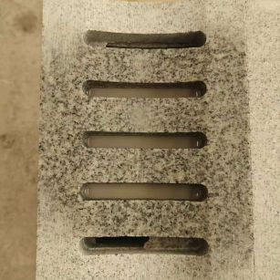 舟山 芝麻白拉丝面花岗岩U型开槽排水槽