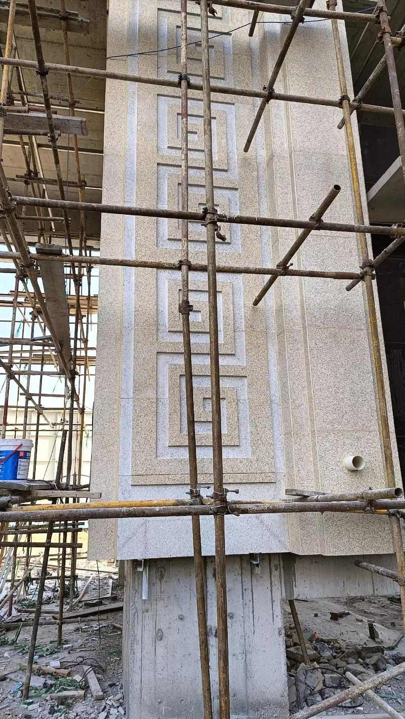 舟山 黄金麻花岗岩别墅外墙干挂回纹造型效果