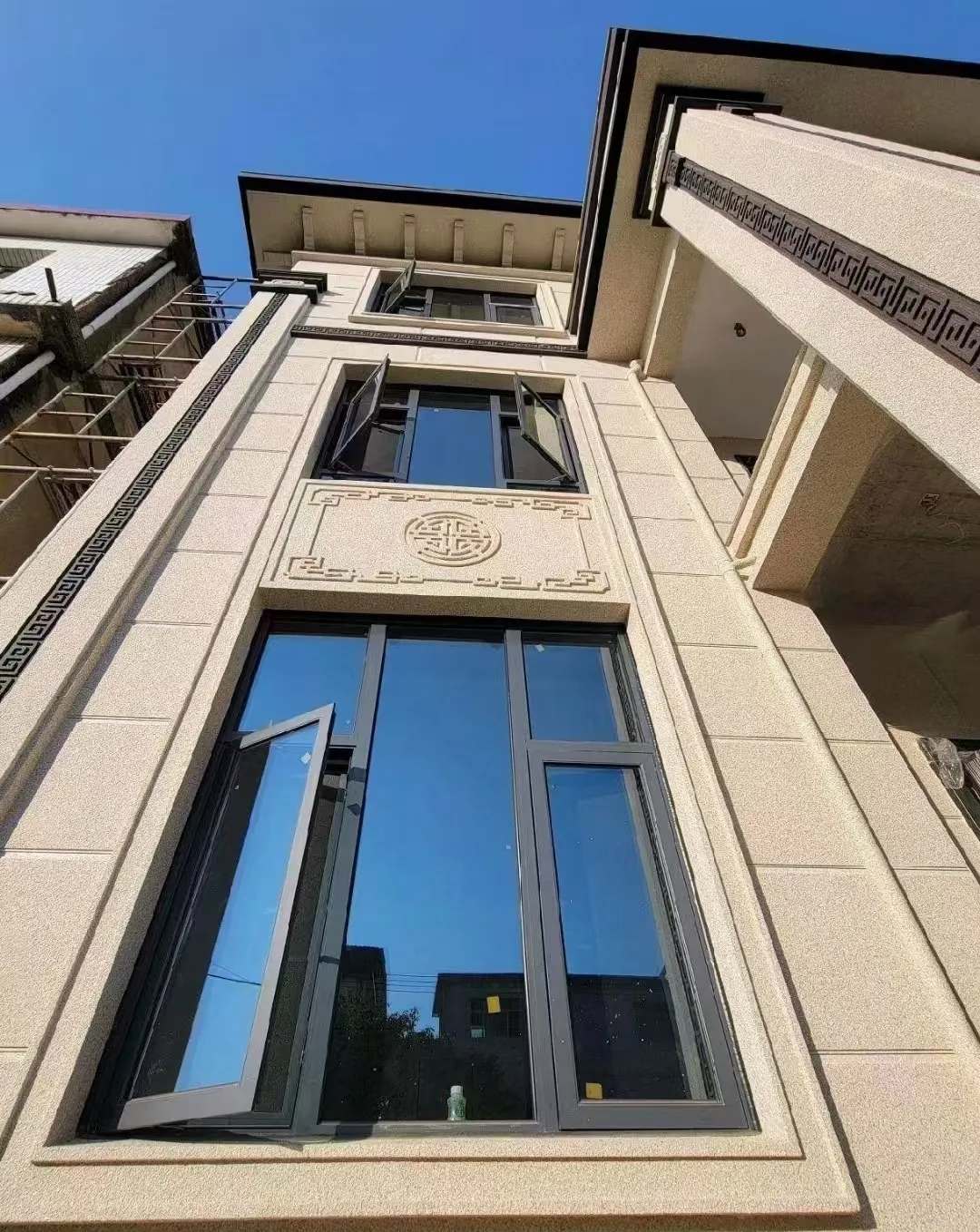 舟山 黄金麻荔枝面别墅外墙干挂效果展示