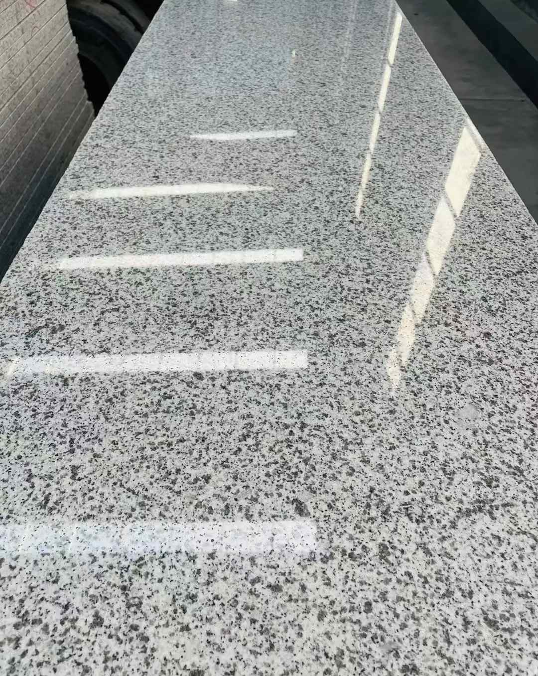 舟山 白麻花岗岩光面毛板